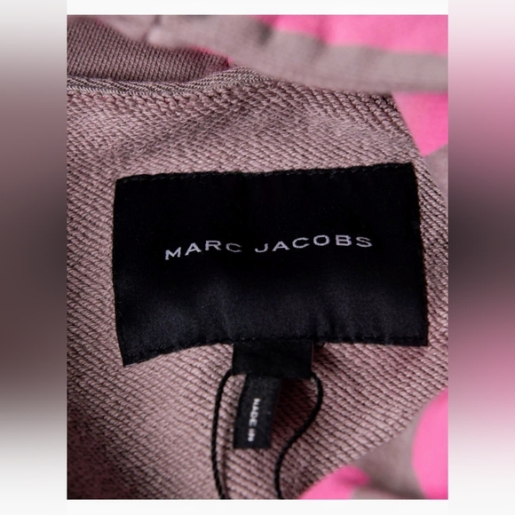 65% OFF!🔥🔥NWT $699 Marc Jacobs Unisex OVERSIZED Logo Drawstring Hoodie - Small - Picture 6 of 7
